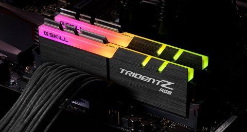G.SKILL TRIDENTZ RGB DDR4 2X32GB 4400MHZ CL19 XMP2 F4-4400C19D-64GTZR G.SKILL TRIDENTZ RGB DDR4 2X32GB 4400MHZ CL19 XMP2 F4-4400C19D-64GTZR
