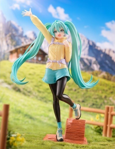 BANPRESTO HATSUNE MIKU HOLIDAY MEMORIES - MOUNTAIN CLIMBING BANPRESTO HATSUNE MIKU HOLIDAY MEMORIES - MOUNTAIN CLIMBING