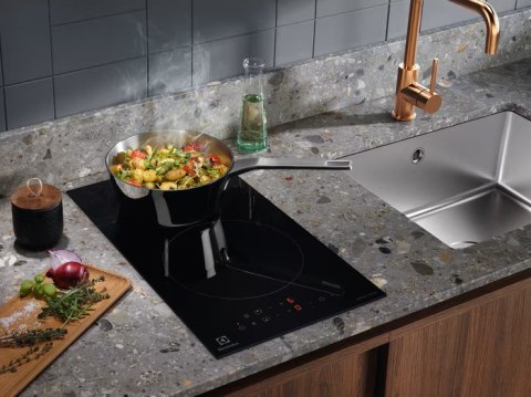 Płyta indukcyjna ELECTROLUX LIT30230C