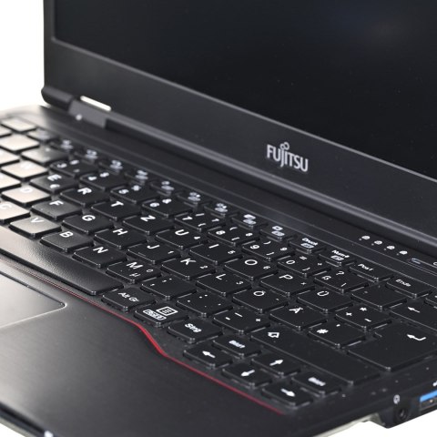 FUJITSU LifeBook U7311 i5-1135G7 16GB 256GB SSD 13,3" FHD W11p + zasilacz UŻYWANY FUJITSU LifeBook U7311 i5-1135G7 16GB 256GB SSD 13,3" FHD W11p + zasilacz UŻYWANY