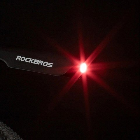 Błotnik Rockbros DNB8001BK z czerwoną lampką LED - czarny Błotnik Rockbros DNB8001BK z czerwoną lampką LED - czarny