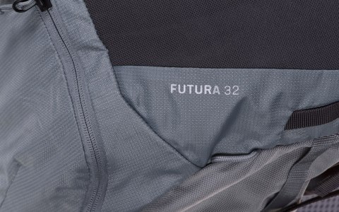 Plecak turystyczny Deuter Futura 32 graphite-shale Plecak turystyczny Deuter Futura 32 graphite-shale