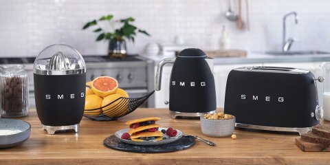 Czajnik elektryczny Smeg KLF03BLMEU Czajnik elektryczny Smeg KLF03BLMEU