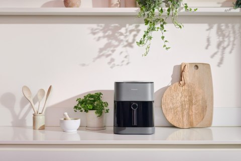 Frytkownica Panasonic NF-CC500SXE z wyświetlaczem LCD, 5 l, 1450 W, obudowa Cool touch