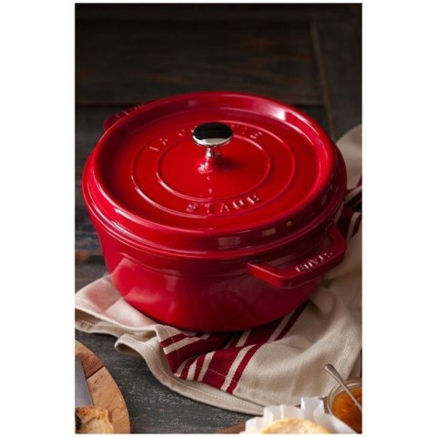 Garnek żeliwny okrągły Staub - 3.8 ltr, Czerwony Garnek żeliwny okrągły Staub - 3.8 ltr, Czerwony