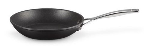 Patelnia Le Creuset hartowana nieprzywierająca płytka 4,5x30cm Patelnia Le Creuset hartowana nieprzywierająca płytka 4,5x30cm