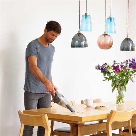 Odkurzacz ręczny akumulatorowy BLACK+DECKER NVC220WC 7,2V Odkurzacz ręczny akumulatorowy BLACK+DECKER NVC220WC 7,2V