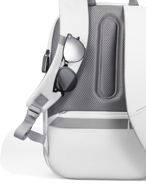 XD DESIGN PLECAK BOBBY EDGE OFF WHITE P/N: P706.2503 XD DESIGN PLECAK BOBBY EDGE OFF WHITE P/N: P706.2503