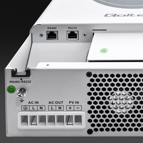 Qoltec Hybrydowy inwerter solarny Off-Grid 3500W | 100A | 24V | MPPT | BMS | opcja Wi-fi | Sinus | Power factor 1.0 Qoltec Hybrydowy inwerter solarny Off-Grid 3500W | 100A | 24V | MPPT | BMS | opcja Wi-fi | Sinus | Power factor 1.0