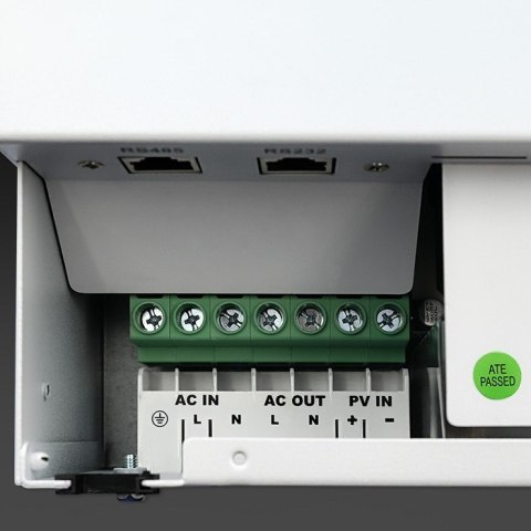 Qoltec Hybrydowy inwerter solarny Off-Grid 3500W | 100A | 24V | MPPT | BMS | opcja Wi-fi | Sinus | Power factor 1.0 Qoltec Hybrydowy inwerter solarny Off-Grid 3500W | 100A | 24V | MPPT | BMS | opcja Wi-fi | Sinus | Power factor 1.0