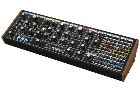 Behringer MODEL 15 Syntezator analogowy Behringer MODEL 15 Syntezator analogowy