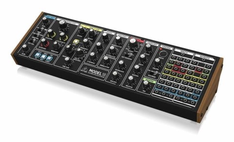 Behringer MODEL 15 Syntezator analogowy Behringer MODEL 15 Syntezator analogowy
