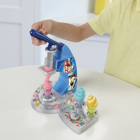 Play-Doh Ciastolina Tęczowa lodziarnia HASBRO Play-Doh Ciastolina Tęczowa lodziarnia HASBRO