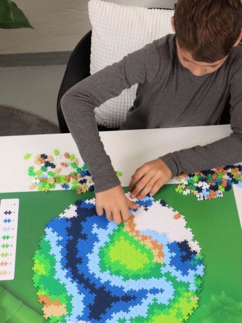 Plus-Plus Earth Puzzle klocki 800 szt. Glob Plus-Plus Earth Puzzle klocki 800 szt. Glob