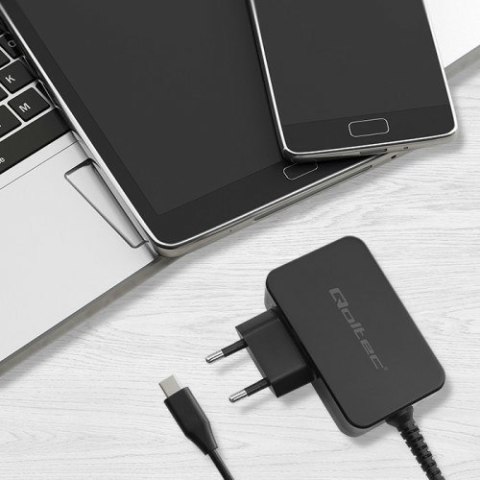 Qoltec 52385 ładowarka do urządzeń przenośnych Laptop, Przenośna konsola do gier, Power bank, Smartfon, Smartwatch, Tablet Czarn