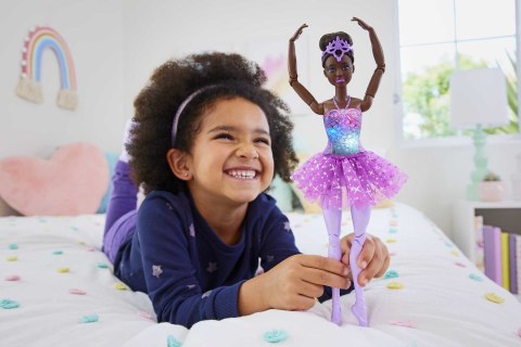 Barbie Baletnica Magiczne światełka Lalka Brunetka HLC26 Barbie Baletnica Magiczne światełka Lalka Brunetka HLC26