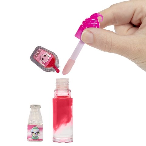 MGA Entertainment Yummiland Lipgloss Doll- Bianca Bubblegum MGA Entertainment Yummiland Lipgloss Doll- Bianca Bubblegum