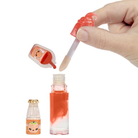 MGA Entertainment Yummiland Lipgloss Doll- Piper Peach MGA Entertainment Yummiland Lipgloss Doll- Piper Peach