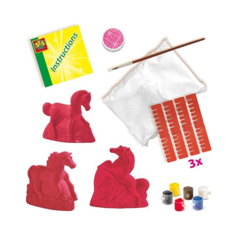 SES Creative Casting & painting horses SES Creative Casting & painting horses