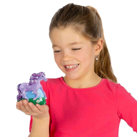 SES Creative Casting & painting horses SES Creative Casting & painting horses