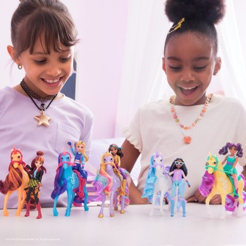 Unicorn Academy Valentina & Cinder Unicorn Academy Valentina & Cinder