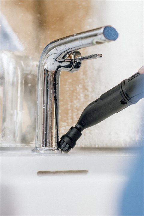 Odkurzacz parowy Kärcher SC 4 EasyFix Premium Żelazko biały Odkurzacz parowy Kärcher SC 4 EasyFix Premium Żelazko biały