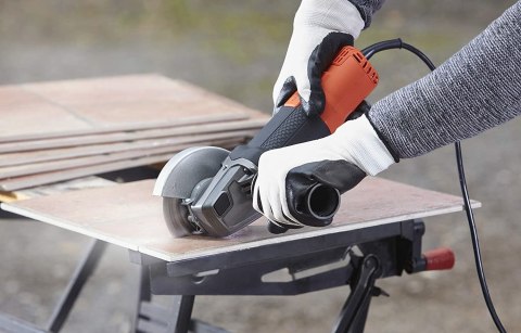 Black & Decker BLACK+DECKER BEG210-Qs Meuleuse d'Angle Poignée 3 Positions, 900 W, Noir, 115 mm Black & Decker BLACK+DECKER BEG210-Qs Meuleuse d'Angle Poignée 3 Positions, 900 W, Noir, 115 mm