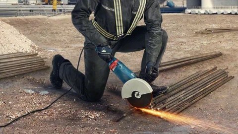 SZLIFIERKA KĄTOWA FI 230 2400W 06018C3300 BOSCH SZLIFIERKA KĄTOWA FI 230 2400W 06018C3300 BOSCH