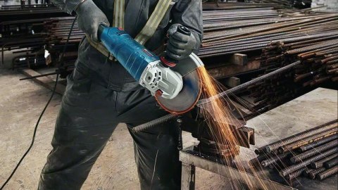 SZLIFIERKA KĄTOWA FI 230 2400W 06018C3300 BOSCH SZLIFIERKA KĄTOWA FI 230 2400W 06018C3300 BOSCH