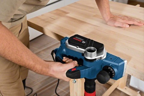 Strug 710W GHO 26-82D BOSCH Strug 710W GHO 26-82D BOSCH