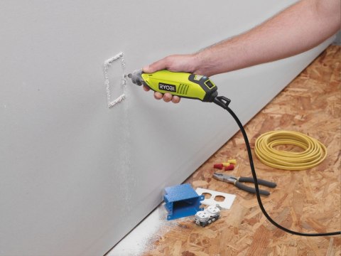 Szlifierka prosta150W, zest 115 akcesoriów RYOBI Szlifierka prosta150W, zest 115 akcesoriów RYOBI
