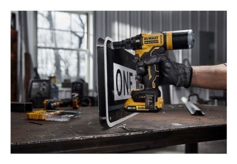 DeWALT DCF403NT-XJ narzędzie do nitów mechanicznych Czarny, Żółty 2.4,3.2,4,4.8 mm 10000 kN