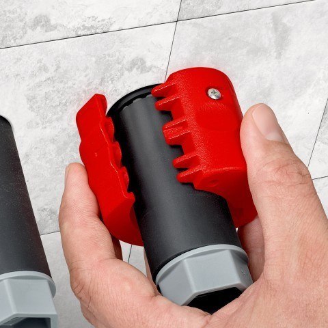 KNIPEX ręczny obcinak do rur PCV i tulejek uszczelniających KNIPEX ręczny obcinak do rur PCV i tulejek uszczelniających