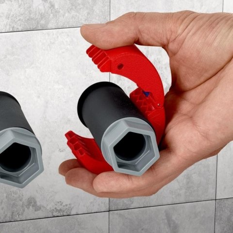 KNIPEX ręczny obcinak do rur PCV i tulejek uszczelniających KNIPEX ręczny obcinak do rur PCV i tulejek uszczelniających