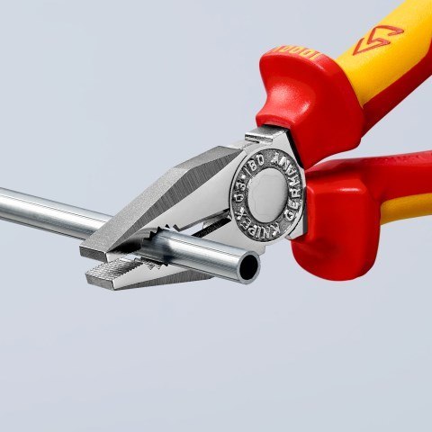 Szczypce uniwersalne Knipex Kombizange 03 06 180 Szczypce uniwersalne Knipex Kombizange 03 06 180