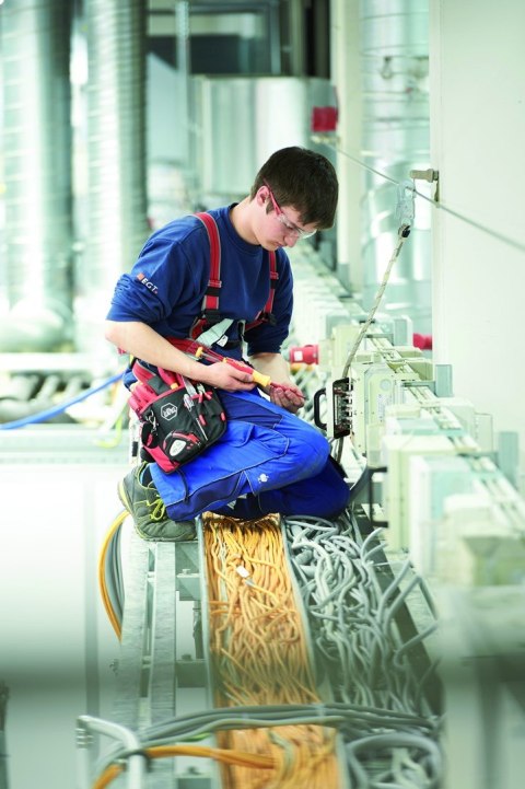 Wkrętak z magazynkiem bitów Liftup Electric płaski, Pozidriv Wkrętak z magazynkiem bitów Liftup Electric płaski, Pozidriv