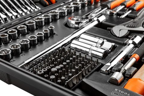 Zestaw narzędzi Neo Tools 143 sztuk 08-945 Zestaw narzędzi Neo Tools 143 sztuk 08-945