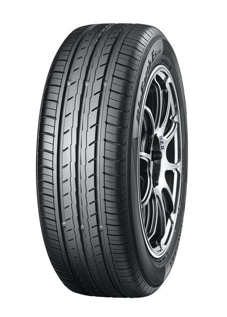 Opona osobowa R2457 BluEarth-ES ES32 YOKOHAMA Letnia, etykiety: opory toczenia - C, przyczepność na mokrej nawierzchni - B, hała Opona osobowa R2457 BluEarth-ES ES32 YOKOHAMA Letnia, etykiety: opory toczenia - C, przyczepność na mokrej nawierzchni - B, hała