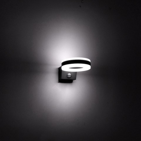 Lampa LED Maclean, ścienna, z czujnikiem PIR, PC+ALU, 20W, 1700lm, IP65, Neutral White 4000K, szara, MCE365 Lampa LED Maclean, ścienna, z czujnikiem PIR, PC+ALU, 20W, 1700lm, IP65, Neutral White 4000K, szara, MCE365