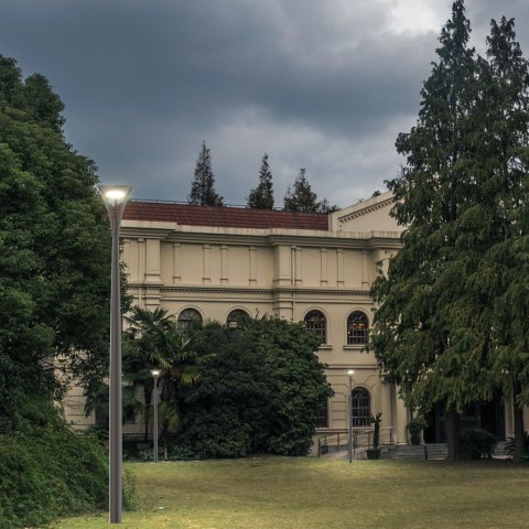 POWERNEED SOLARNA LAMPA ULICZNA 3000LM, LED X42, PANEL SOLARNY 18.75W, CZUJNIK RUCHU I ZMIERZCHOWY, 360°, CZARNA, SLL-31