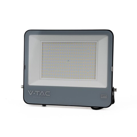 Projektor LED V-TAC 200W 100Lm/W Przewód 1mb SAMSUNG CHIP Czarny VT-44204 6500K 17540lm 5 Lat Gwarancji Projektor LED V-TAC 200W 100Lm/W Przewód 1mb SAMSUNG CHIP Czarny VT-44204 6500K 17540lm 5 Lat Gwarancji