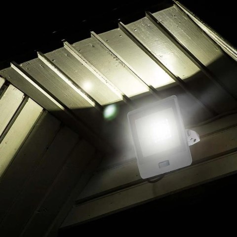 Projektor LED V-TAC VT-138S 30W SAMSUNG CHIP Czujnik ruchu 6500K 2340lm (SKU 20276) Biały Projektor LED V-TAC VT-138S 30W SAMSUNG CHIP Czujnik ruchu 6500K 2340lm (SKU 20276) Biały