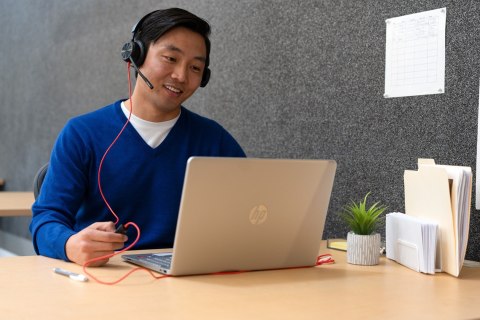 POLY Zestaw słuchawkowy Blackwire 8225 Stereo USB-C z certyfikatem Microsoft Teams + przejściówka USB-C/A POLY Zestaw słuchawkowy Blackwire 8225 Stereo USB-C z certyfikatem Microsoft Teams + przejściówka USB-C/A