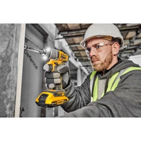 ZAKRĘTARKA UDAROWA DEWALT DCF840D2T-QW 18V 2X2,0AH