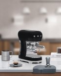 Ekspres do kawy Smeg z kolbą 50's Style Black ECF02BLEU