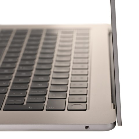 Apple 15.3-inch MacBook Air: Apple M4 chip with 10-core CPU and 10-core GPU, 24GB, 512GB SSD - Starlight