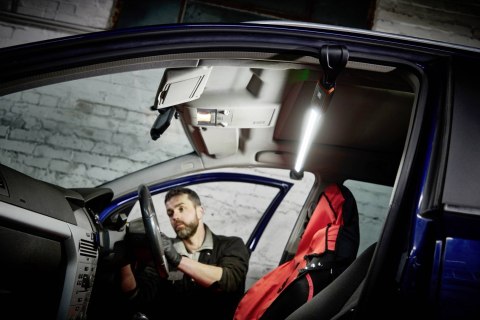 Lampa warsztatowa z uchwytem pod maskę Under-Bonnet źródło światła LED strumień świetlny 1200lm moc: 16,28 W pojemność akumulato