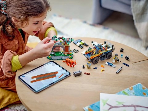 LEGO City 60426 Terenówka badacza dżungli