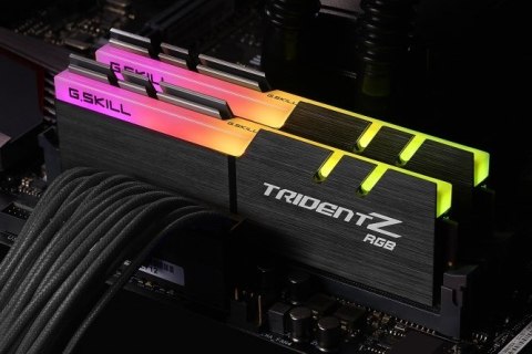 Zestaw pamięci G.SKILL TridentZ RGB F4-3600C18D-16GTZRX (DDR4; 2 x 8 GB; 3600 MHz; CL18) Zestaw pamięci G.SKILL TridentZ RGB F4-3600C18D-16GTZRX (DDR4; 2 x 8 GB; 3600 MHz; CL18)